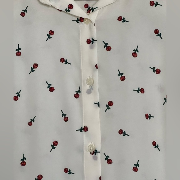 EUC | Banana Republic | Cream Tank with Roses - Picture 3 of 4